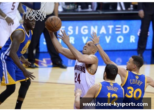 2016年NBA总决赛第三场：勇士队逆转骑士队的经典战役解析